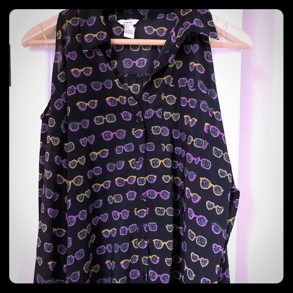Adorable eyeglass print hi-low long sleeve shirt